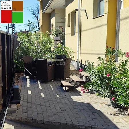 Апартаменти Color